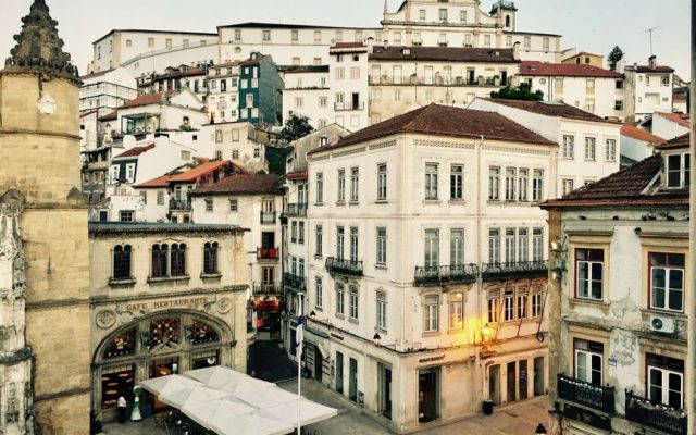 Procession honouring Rainha Santa Isabel through Coimbra's streets